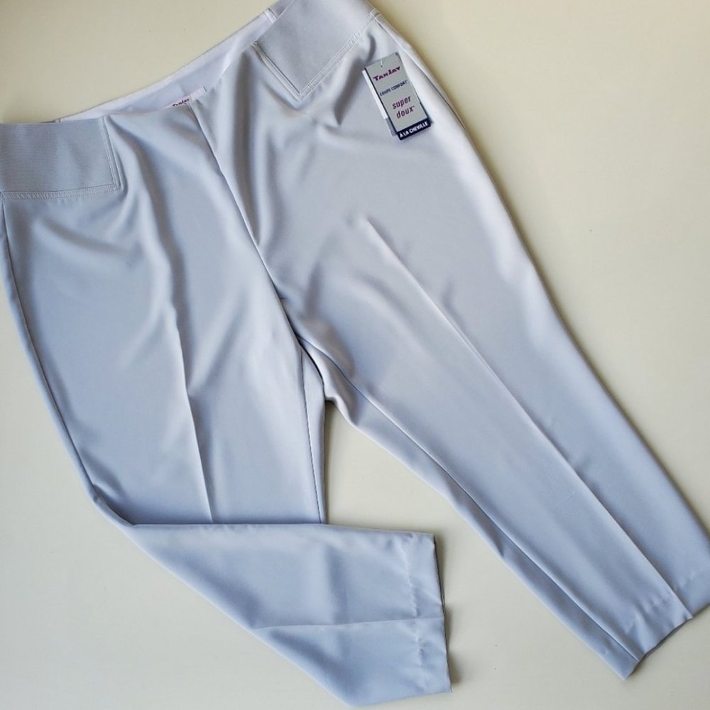 NEW Stretch cropped elasticized waist gray pants